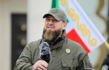 Жданов розповів, як перекидання двох батальйонів ”кадировців” вплине на бої під Херсоном Жданов розповів, як перекидання двох батальйонів ”кадировців” вплине на бої під Херсоном