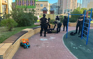 В центре Киева пытались убить замглавы налоговой службы: фото В центре Киева пытались убить замглавы налоговой службы: фото