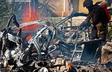 Россияне накрыли массированным огнем Херсон: есть погибшие и раненые Россияне накрыли массированным огнем Херсон: есть погибшие и раненые