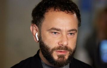 Олександра Дубінського офіційно виключили зі Слуги народу