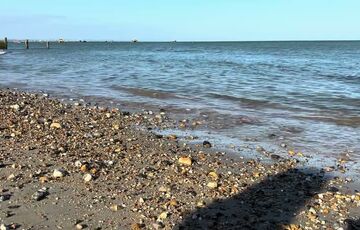 Российская ПВО убила людей на пляже в Крыму Российская ПВО убила людей на пляже в Крыму