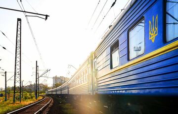 Поїзди до Карпат повернулися до нормального графіку курсування