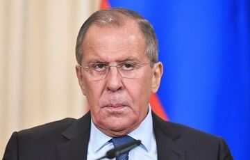 Лавров відповів на мирний план Зеленського: ”Висуває безглузді ініціативи”