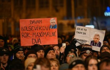 В Словакии вспыхнули антиправительственные протесты