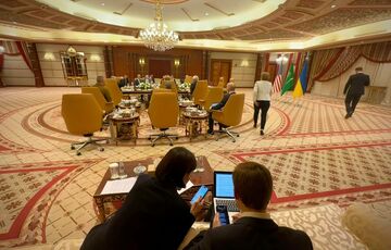 Стало известно, на каких условиях США возобновили помощь Украине 