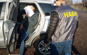 Чиновник Донецкой ОВА с компаньонами разворовал 140 млн, выделенных на тепло и воду для прифронтовых городов