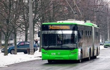 У Харкові через негоду зупинилася частина громадського транспорту