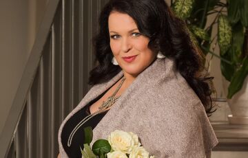 В Киеве сегодня прощаются с актрисой и телеведущей Русланой Писанкой В Киеве сегодня прощаются с актрисой и телеведущей Русланой Писанкой