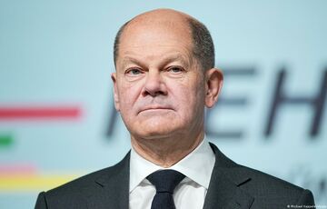 Представник Шольця розповів про його прямий контакт з Путіним щодо України