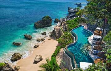 На популярному туристичному курорті хочуть заборонити алкоголь