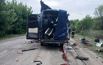 Серед загиблих в евакуаційному автобусі, по якому вдарили росіяни, є ціла родина Серед загиблих в евакуаційному автобусі, по якому вдарили росіяни, є ціла родина