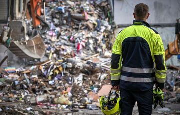 У Києві завершено пошукові роботи: загинула 31 особа, серед них 5 дітей