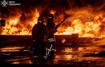 Зеленский отреагировал на массированные удары по украинским городам