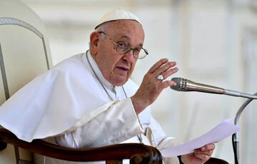 Папа Римський помолився за перемир'я на Різдво по всьому світу