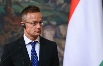 ”Чтобы не продолжать войну”: Сийярто заявил, что Венгрия никогда не будет поставлять оружие в Украину 