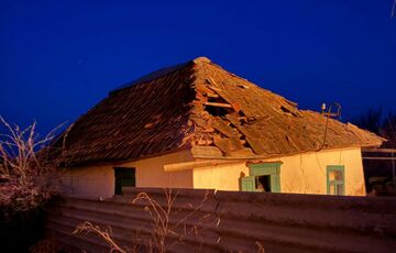 Росіяни вдарили з артилерії по Нікополю: двоє поранених