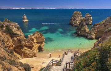 В Португалии арестовали роскошный особняк Абрамовича В Португалии арестовали роскошный особняк Абрамовича