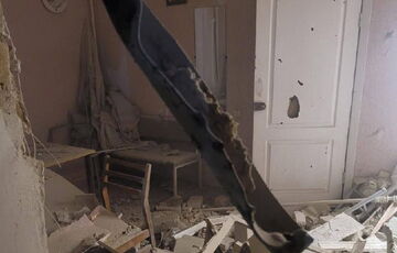 Оккупанты обстреляли родильное отделение больницы в Херсоне: фото