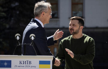 Генсек НАТО приїхав в Україну з неанонсованим візитом Генсек НАТО приїхав в Україну з неанонсованим візитом