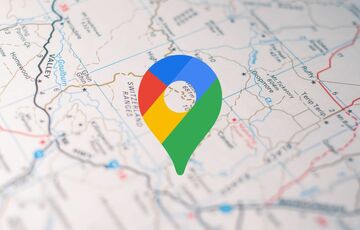 Google Maps попереджатиме користувачів про заклади з фейковими відгуками