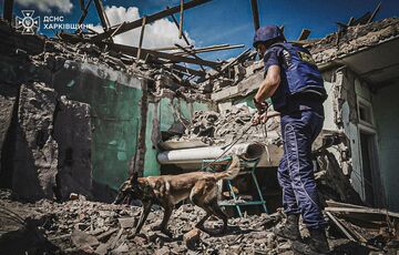 В Харькове завершены аварийно-спасательные работы на месте российского авиаудара В Харькове завершены аварийно-спасательные работы на месте российского авиаудара