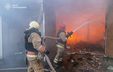 Спасатели показали последствия российских обстрелов Харькова и области