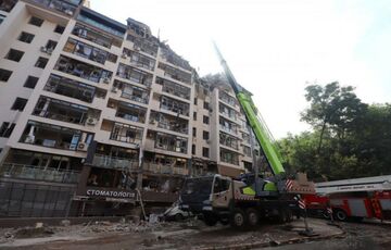 ”Кровопролитие нужно прекратить”: канцлер Австрии прокомментировал ракетный удар по Киеву