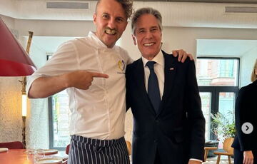 Клопотенко рассказал, чем угощал Майкла Дугласа и Энтони Блинкена в своем ресторане