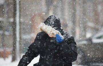 Погода в Україні: синоптики попередили про снігопади