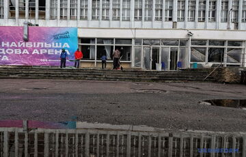 В Одессе растет число пострадавших в результате ракетного удара, поврежден Дворец спорта