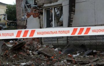 Оккупанты на Херсонщине ударили по объекту критической инфраструктуры Оккупанты на Херсонщине ударили по объекту критической инфраструктуры