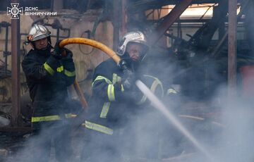 В Винницкой области потушили пожары на обоих предприятиях после обстрела