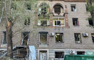 Российские военные нанесли авиаудар по центру Запорожья Российские военные нанесли авиаудар по центру Запорожья