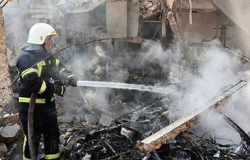 Украинцам разрешат не платить кредиты за разрушенное жилье или авто