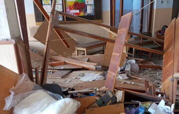 Россияне сбросили взрывчатку на Пункт Незламності в Херсонской области: трое раненых Россияне сбросили взрывчатку на Пункт Незламності в Херсонской области: трое раненых