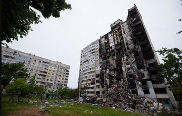 Россияне обстреляли стадион ”Металлист” в Харькове  Россияне обстреляли стадион ”Металлист” в Харькове