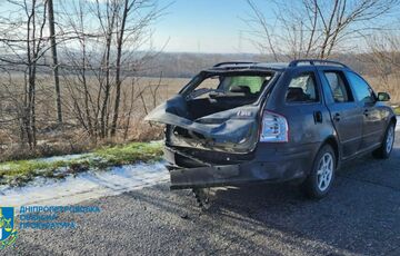 Россияне обстреляли Днепропетровскую область, попав по машине с детьми: фото