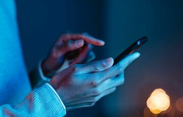 Генштаб попередив про можливі збої в роботі смартфонів під час російських атак Генштаб попередив про можливі збої в роботі смартфонів під час російських атак