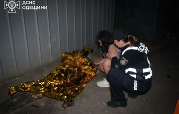 Россия запустила по Одессе более 20 ”шахедов”: погибла женщина (фото, видео)