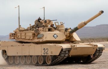 США готують один із найбільших пакетів допомоги Україні, але танків у ньому не буде, - CNN