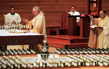 Католицька церква Лос-Анджелеса виплатить $880 млн як компенсацію за сексуальне насильство над дітьми