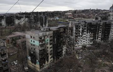 Оккупанты в Мариуполе начали составлять списки граждан к эвакуации  Оккупанты в Мариуполе начали составлять списки граждан к эвакуации