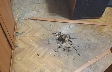 В Марганце мужчина подорвал себя гранатой в помещении Пенсионного фонда: фото В Марганце мужчина подорвал себя гранатой в помещении Пенсионного фонда: фото