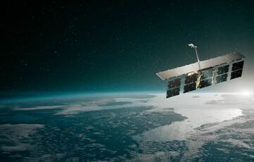 У розвідці озвучили результати роботи ”народного супутника” ICEYE: отримано тисячі знімків