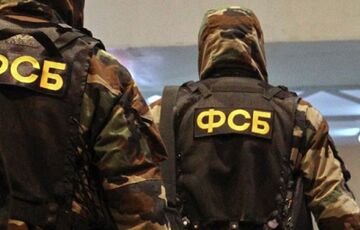 В Севастополе задержан мужчина за исполнение песни на украинском языке В Севастополе задержан мужчина за исполнение песни на украинском языке