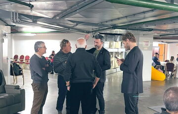 Глава евродипломатии Жозеп Боррель попал под ракетный удар в Киеве: он прятался в укрытии