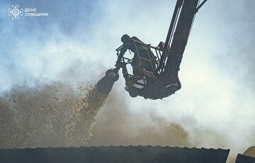На підприємстві в Сумах вдалося локалізувати пожежу після російського авіаудару На підприємстві в Сумах вдалося локалізувати пожежу після російського авіаудару
