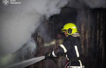 Росія масовано атакувала дронами Чорноморськ