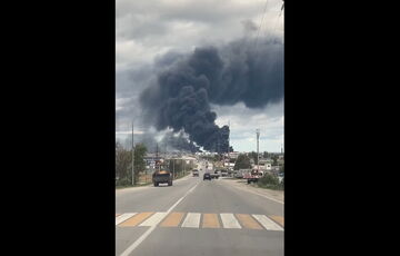 Нефтебаза в Феодосии атакована ракетами ATACMS: повреждены как минимум две цистерны Нефтебаза в Феодосии атакована ракетами ATACMS: повреждены как минимум две цистерны