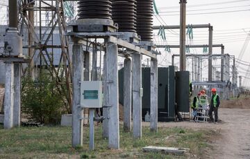 Одразу в кількох областях України запровадили аварійні відключення Одразу в кількох областях України запровадили аварійні відключення